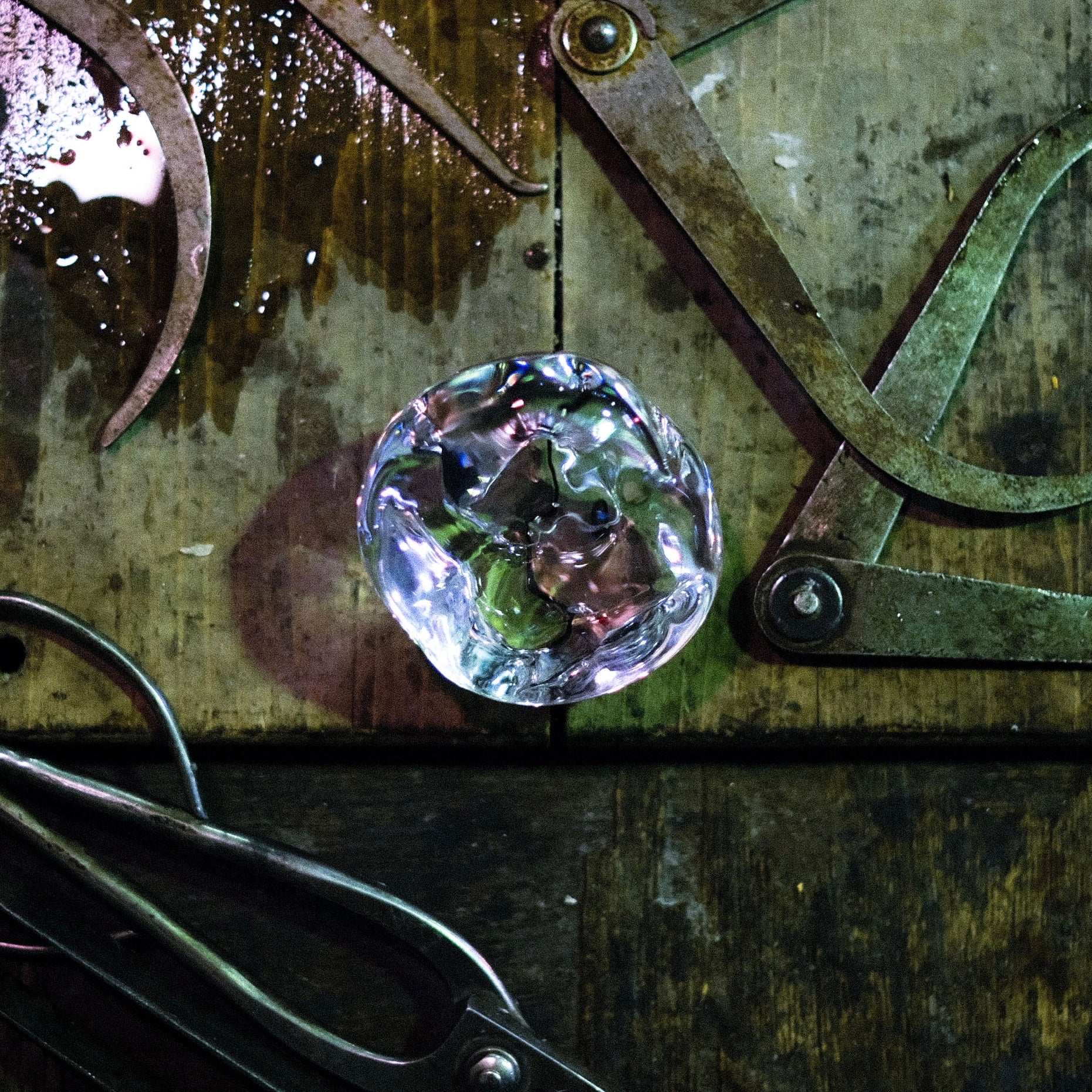 DEW. (Incense holder)