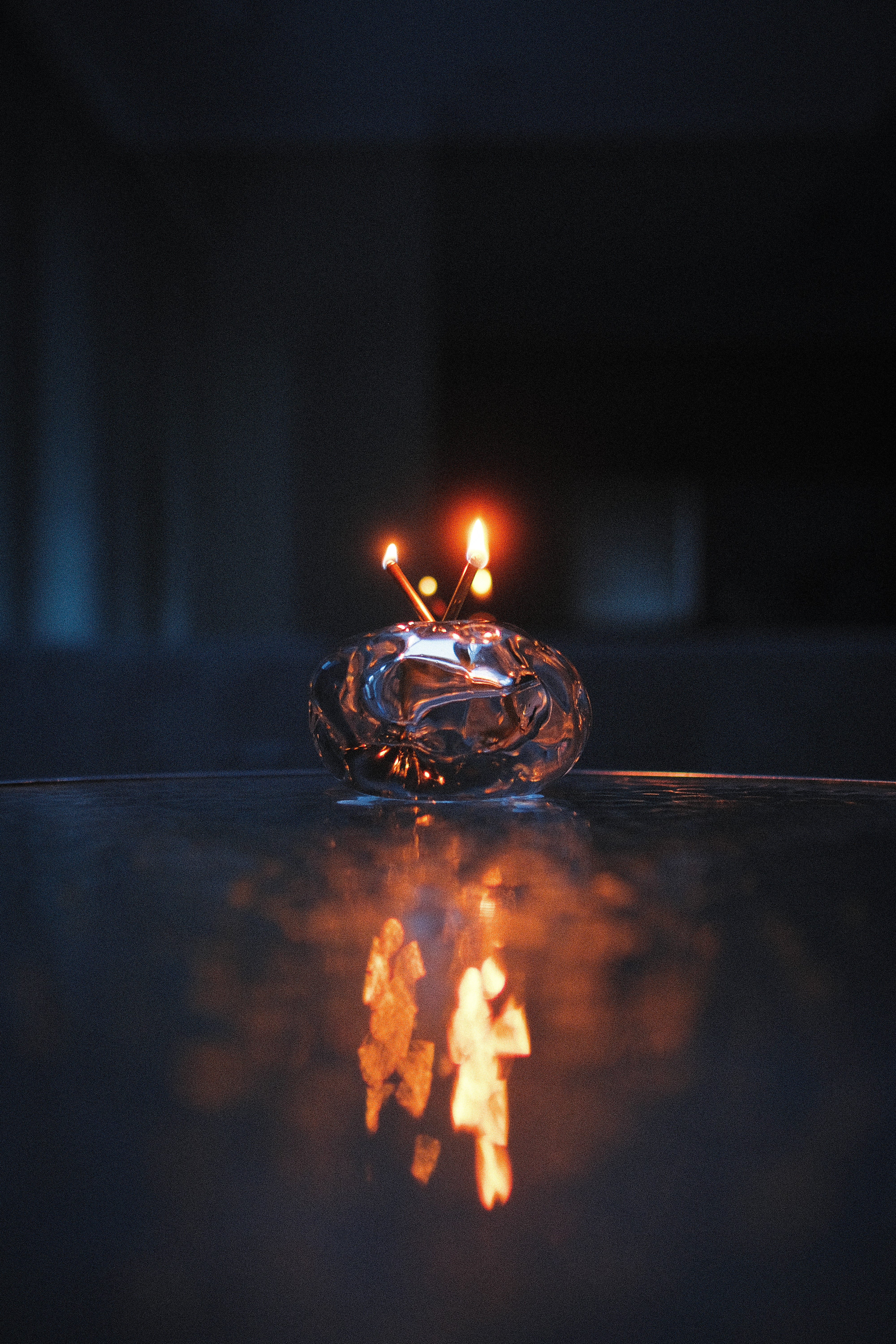 Comma - Incense and Glassware